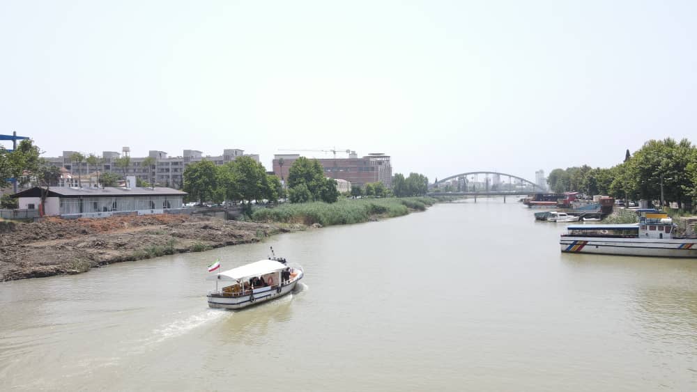 کشتی تفریحی بابلسر - قوی سفید