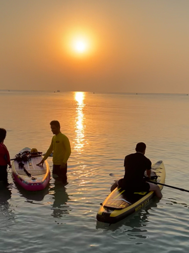 باشگاه تفریحات دریایی و ساحلی بوشهر - پدیده لیان