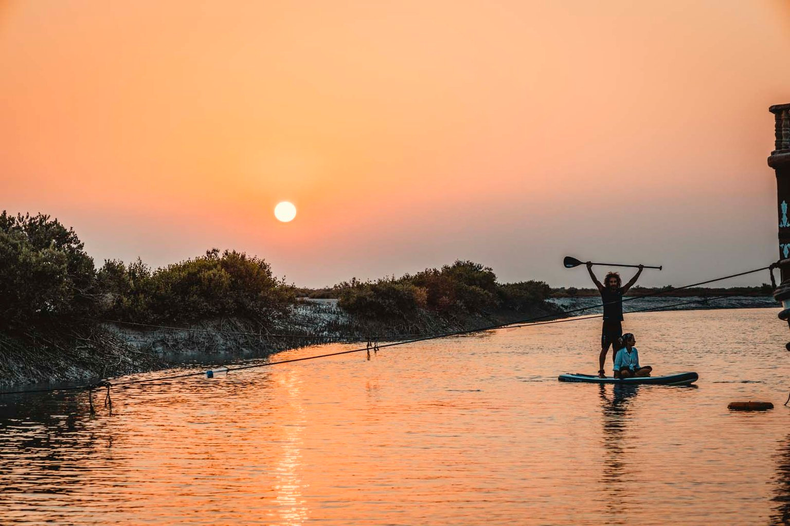 لنج تفریحی دینگو قشم