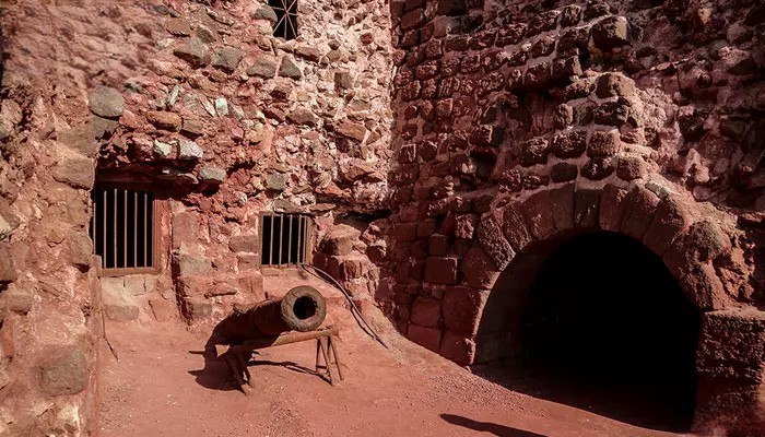 قلعه پرتغالیها قشم