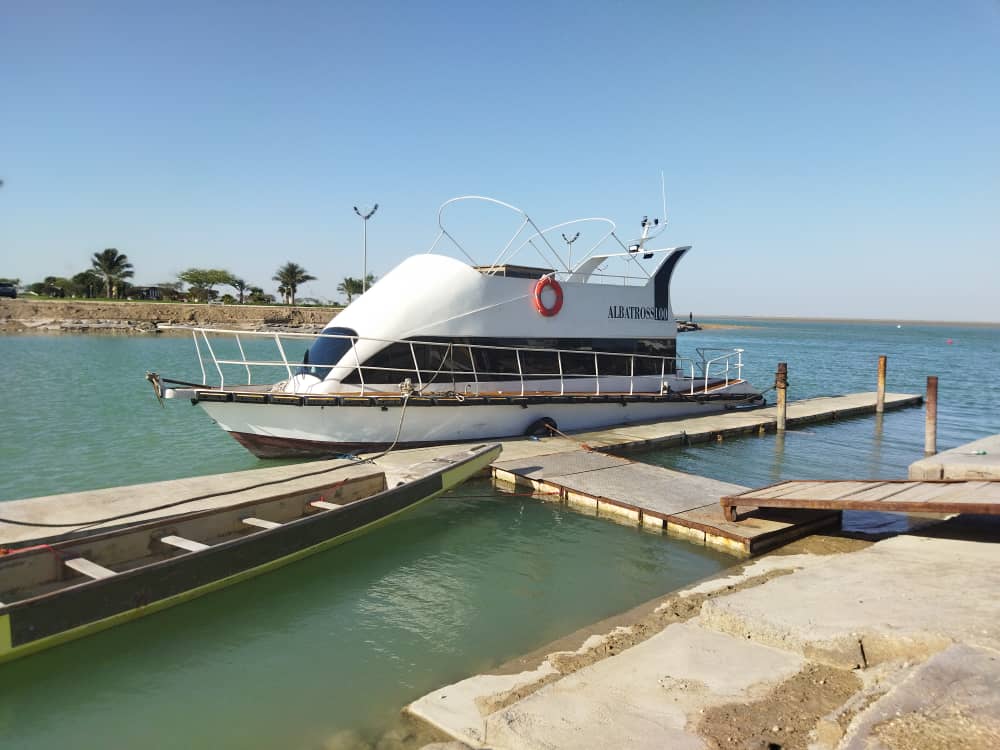 کشتی تفریحی آلباتروس بوشهر
