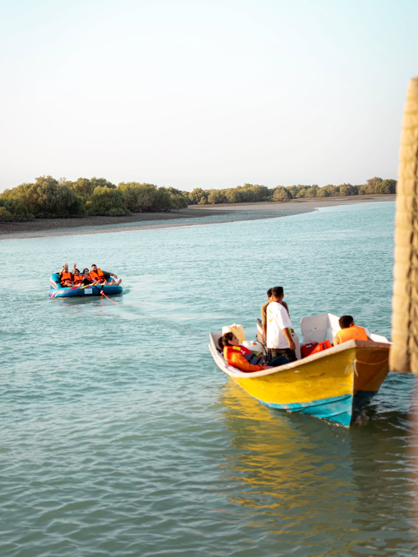 لنج تفریحی دینگو قشم