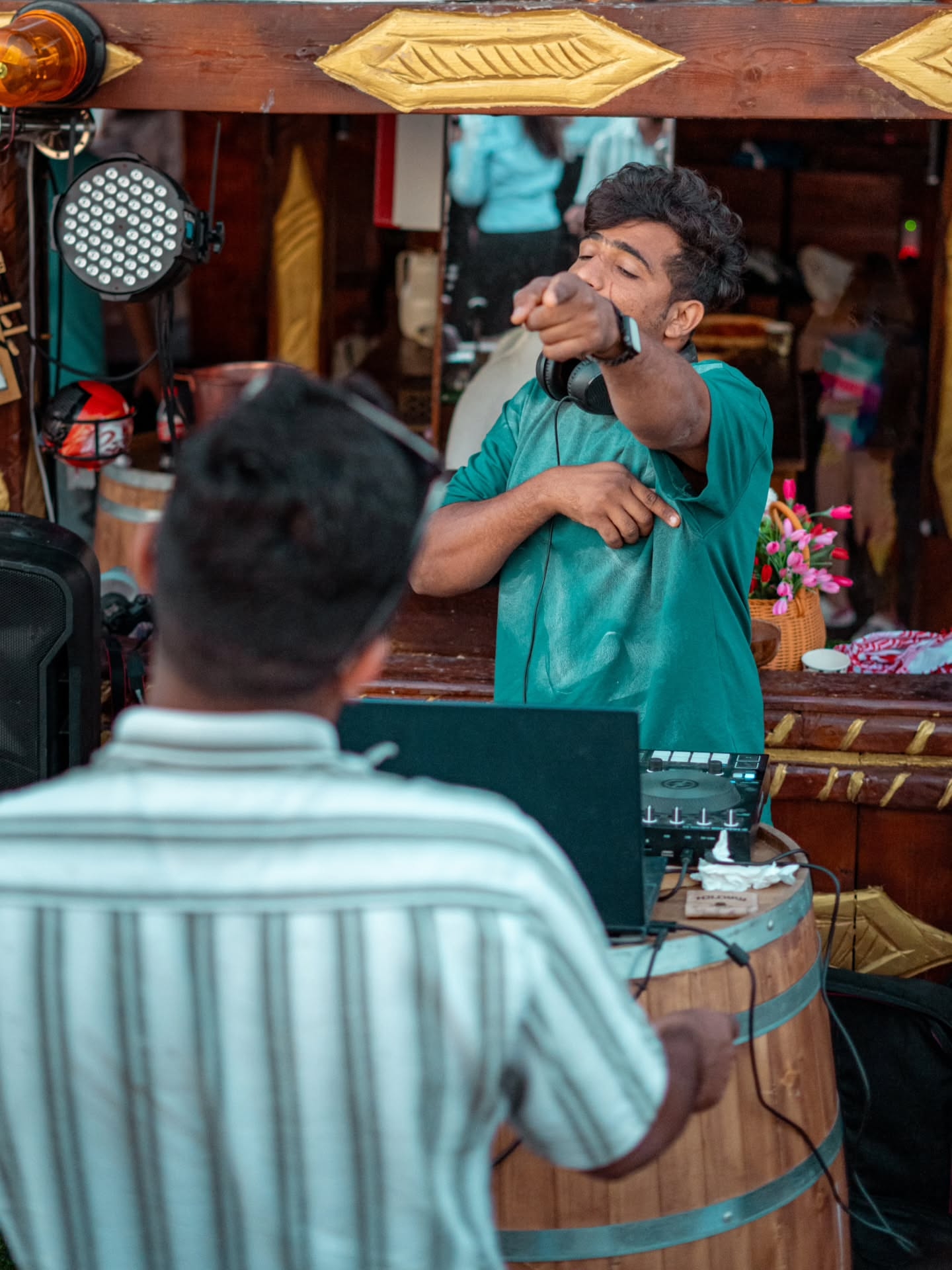 لنج تفریحی دینگو قشم