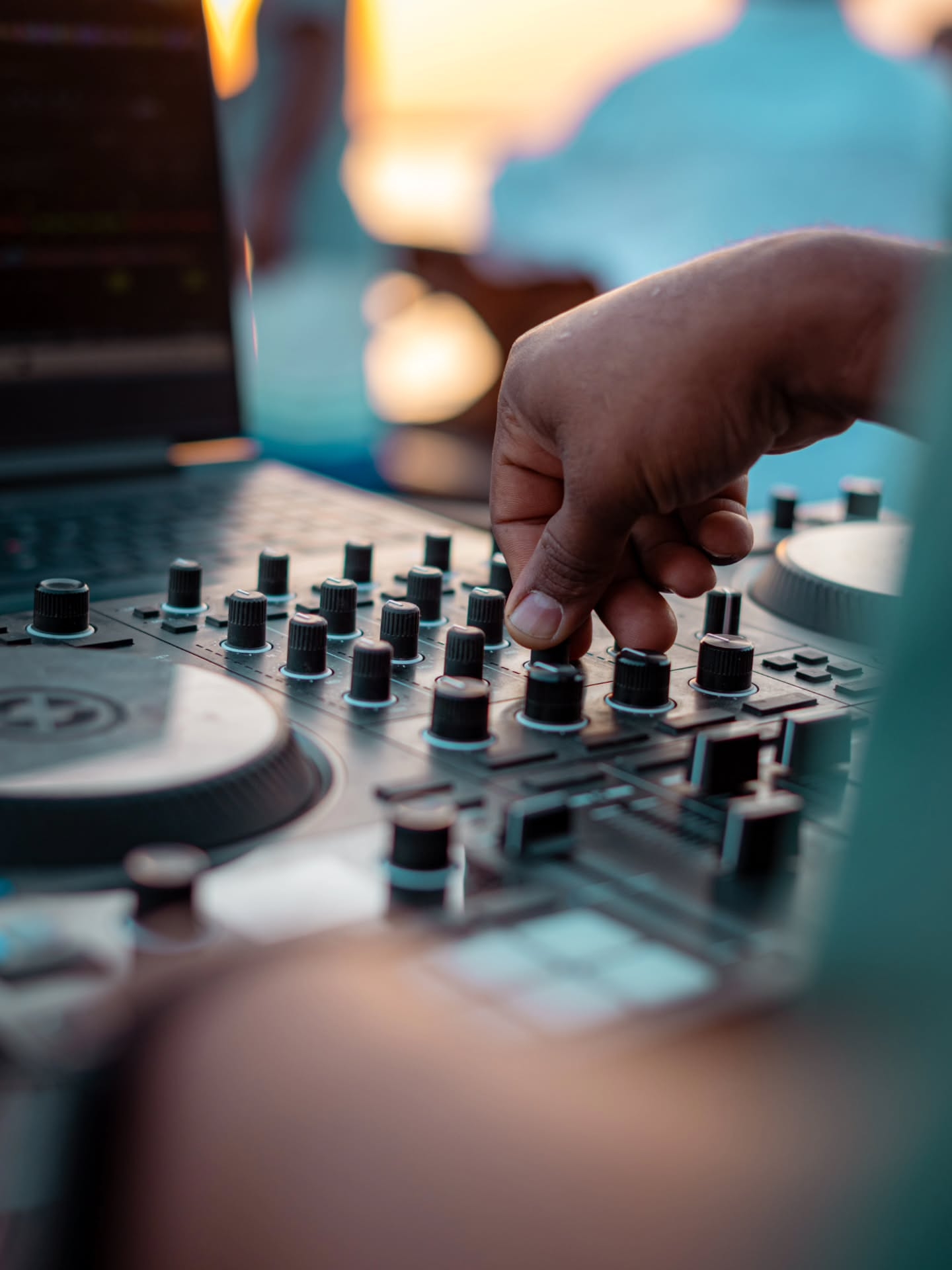 دی جی و موسیقی