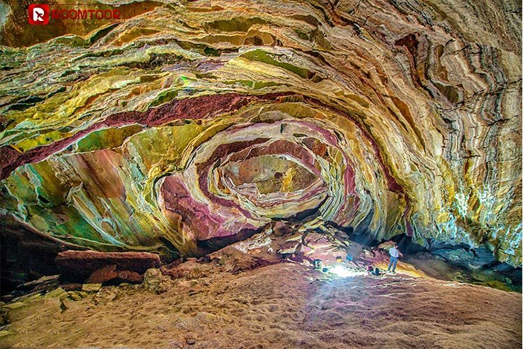 غار نمکدان قشم - دانستنی های عجیب درباره غار نمکدان + عکس