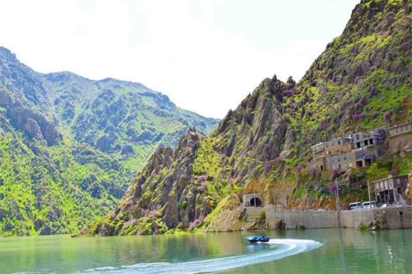 روستای هجیج: نگین زیبای کردستان در دل کوهستان