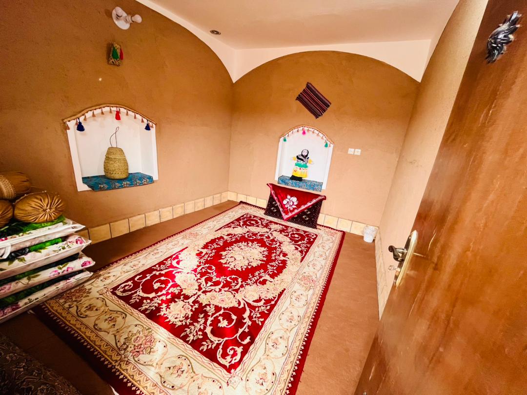 رزرو بومگردی راوی کویر مصر در خور و بیابانک-اتاق بی بی گل