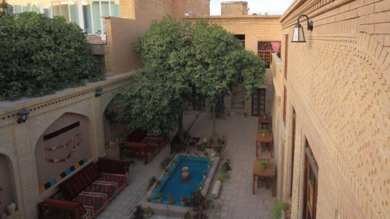 رزرو اقامتگاه سنتی ماه منیر پنج تخته- شیراز