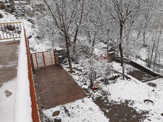 رزرو اقامتگاه بومگردی گلوسنگ - روستای کلیبر