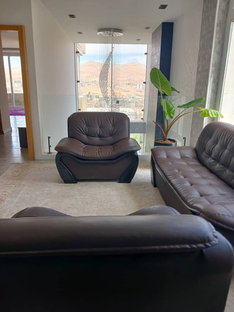 ویلا فوق لوکس دوطبقه صدرا - کد 136