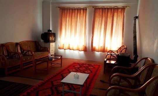 رزرو اقامتگاه بومگردی گلوسنگ - روستای کلیبر