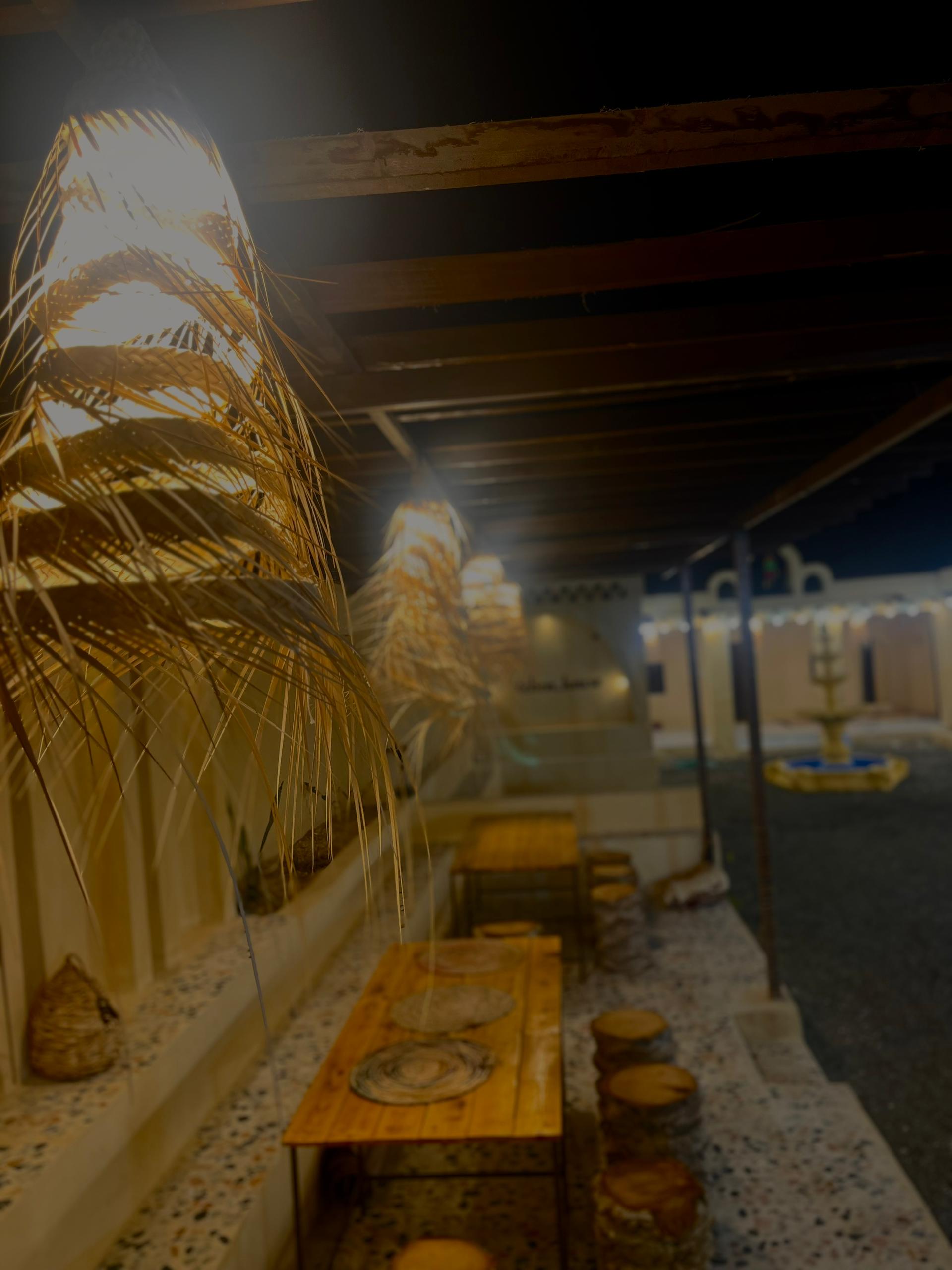 اتاق سوئیت بوم گردی تبن کوشکنار