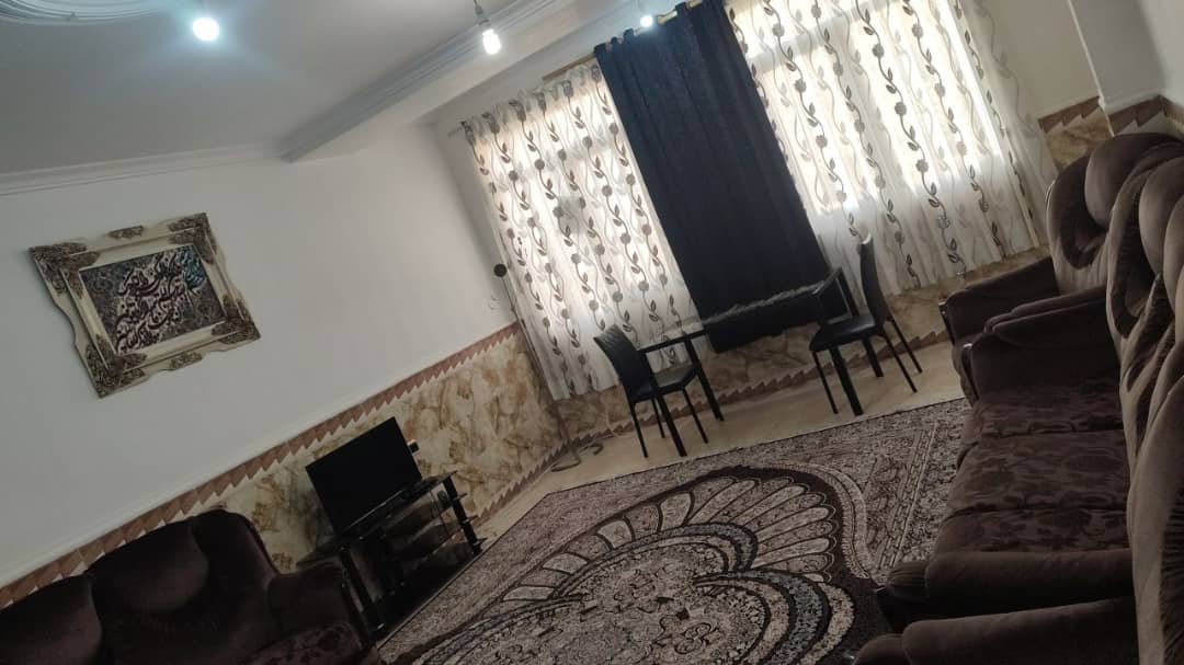 اجاره واحد بزرگ در قشم - 110 متری عرفان