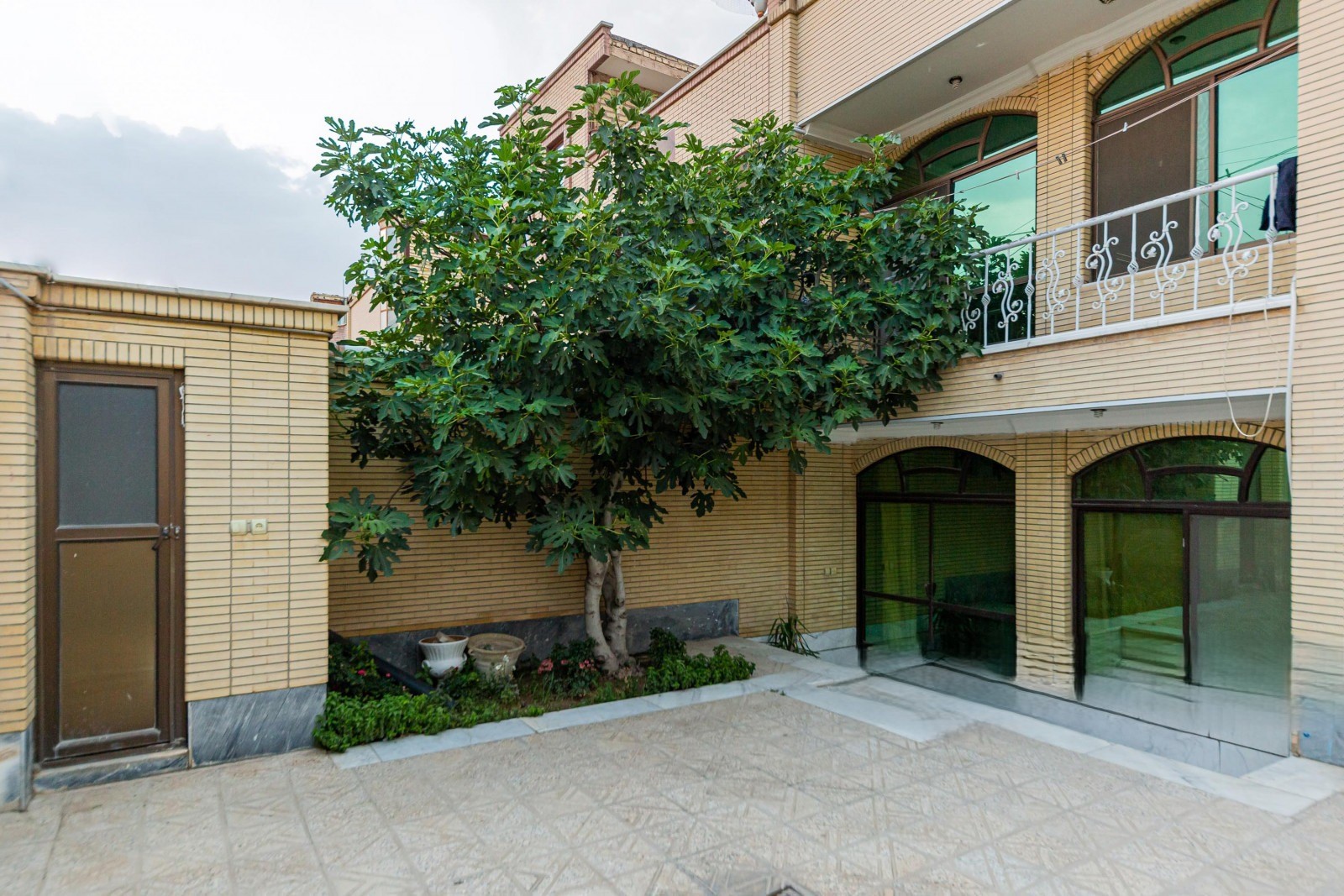 ویلایی تمیز و مناسب یک خواب