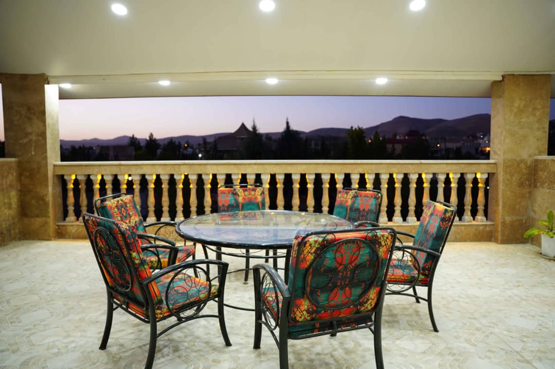 ویلا باغ یکخواب شیک صدرا