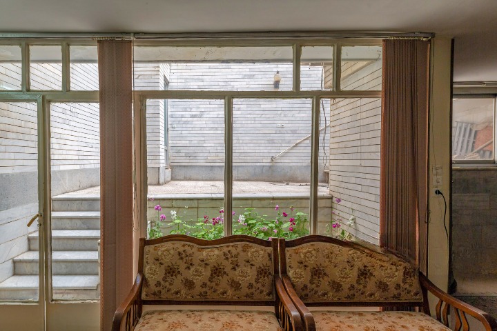 سوئیت دو خوابه اصفهان طبقه همکف - بنفشه