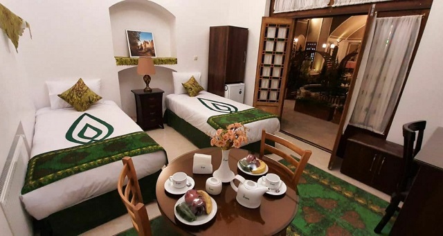 اتاق دو تخته هتل پارسیک یزد