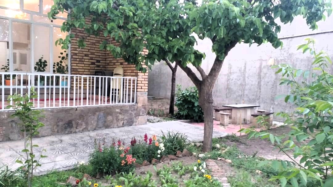 اجاره خانه ویلایی مادر بزرگ - مشکین شهر