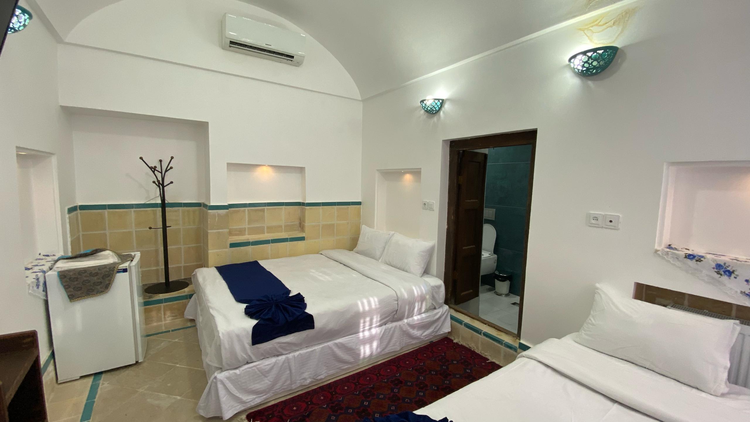 اتاق سه تخته عمارت کیوان