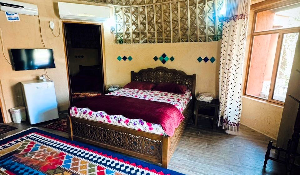 رزرو کلبه یک خواب هتل سنتی سرای آرین هرمز