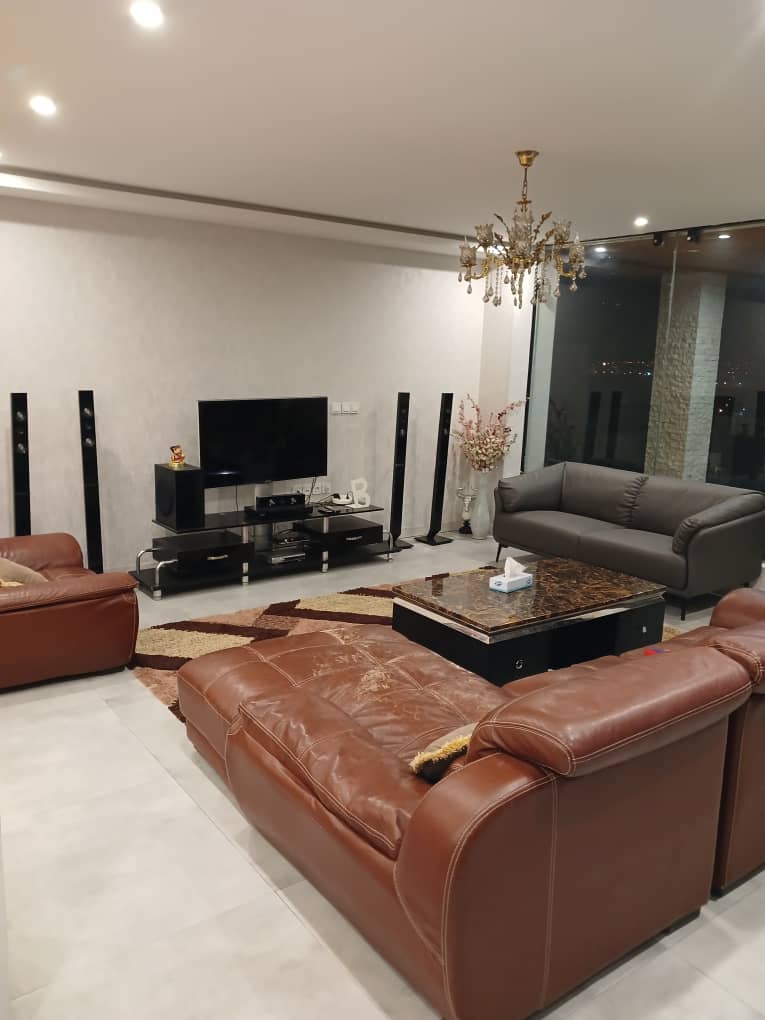 ویلا فوق لوکس دوطبقه صدرا - کد 136