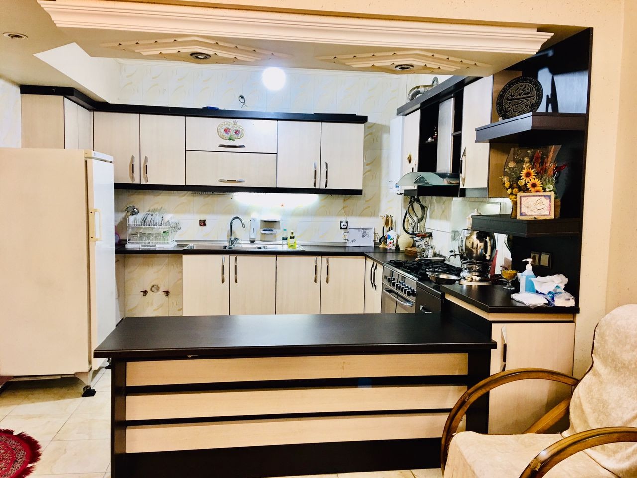 واحد دوخوابه خیابان کاوه