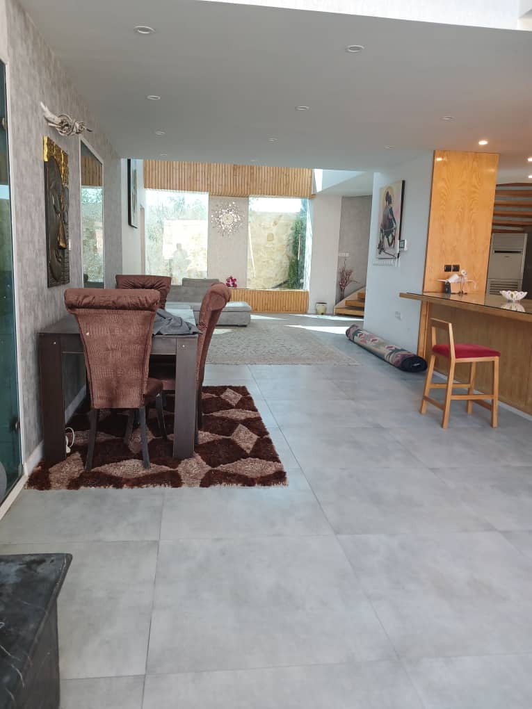 ویلا فوق لوکس دوطبقه صدرا - کد 136