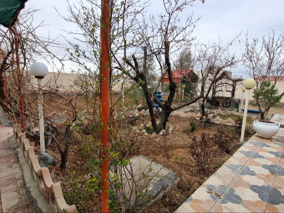 باغ ویلای دربست قلعه سفید