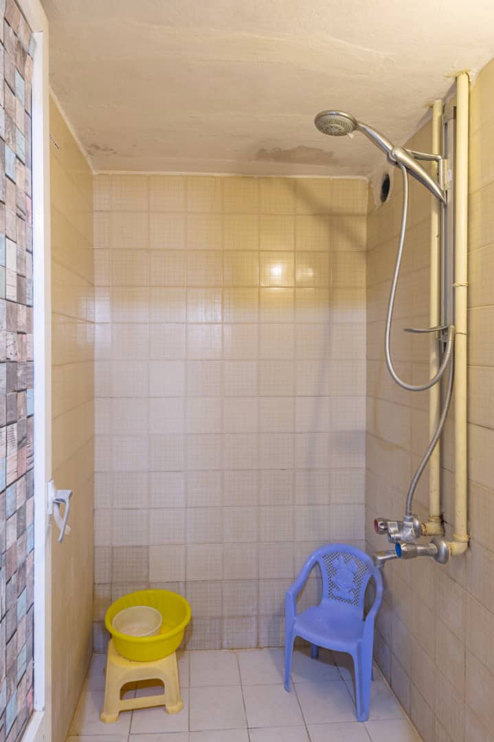 سوئیت دو خوابه اصفهان طبقه همکف - بنفشه